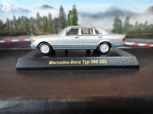 1/64 diecast Kyosho Mercedes Benz 560 SEL - Picture 1 of 5