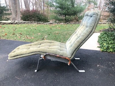 Chaise lounge modernista danesa de mediados de siglo al estilo de Kastholm Fabricus Foto 1 de 4