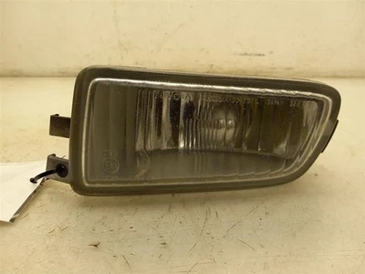 98-05 LEXUS GS300 ВОДИТЕЛЬ ПЕРЕДНИЙ ПРОТИВОТУМАННЫЙ ФОНАРЬ  - Изображение 1 из 4