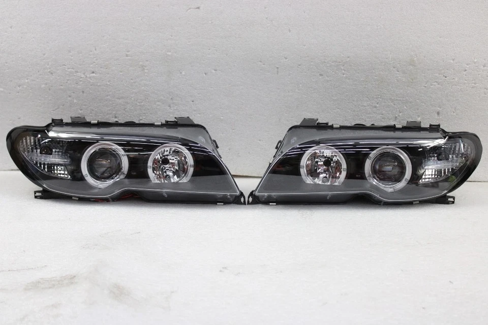 适合 04-06 E46 3 系列 2DR COUPE 双 HALO 项目黑色头灯套装 — 第 1/1 张图片