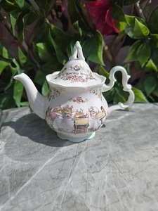 Tetera miniatura Royal Doulton Brambly Hedge 'Tea Service' de colección 1985 - Imagen 1 de 10