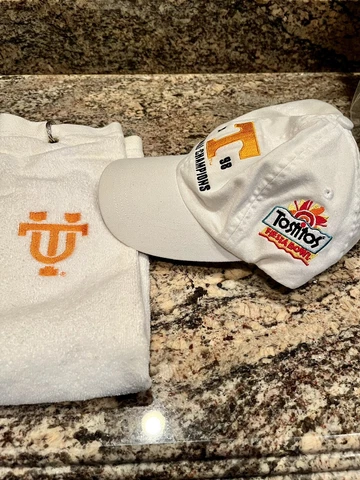 Tennessee National Champions GEAR Hat and Towel TOSTITOS FIESTA BOWL 1998 Cover