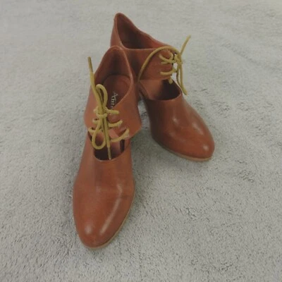Antelope Heels Womens 37 6 to 6.5 US Brown Leather - Image 1 of 4
