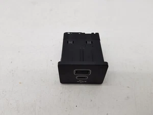 2023 Ford Ecosport / Transit / Focus USB Port Ladebuchse OEM NX7T-14F014-AC - Bild 1 von 9