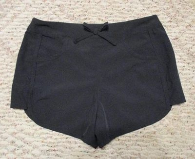 Pantalones cortos negros resistentes al agua Magellan Outdoors para mujer Fish Gear con bolsillos talla M Foto 1 de 4