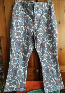 Boden Fabulous Paisley Print Cropped Jeans Size 14 Petite. - Picture 1 of 13