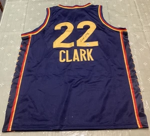 Camiseta #22 Caitlin Clark Autógrafo Indiana con *CERTIFICADO DE AUTENTICIDAD* FIRMADA A MANO - Imagen 1 de 8