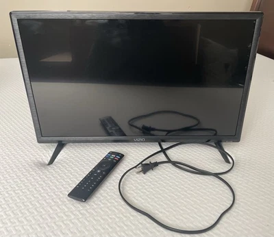 Vizio 24” Smart TV. Model D24f-G1. W/Box. - Image 1 of 4