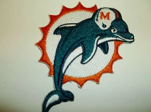 Parche bordado de los Miami Dolphins~3 1/2" x 2 7/8"~logo clásico~planchar o coser - Imagen 1 de 1