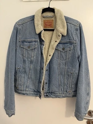 Levi's Jeansjacke mit Teddyfutter, Größe XL aus Amerika - Bild 1 von 2