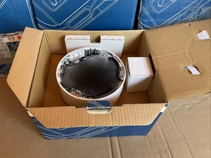 BOSCH FLEXDOME IP starlight 8000i 6MP HDR 12-40mm PTRZ IP66 NDE-8503-RT. J-66 - Picture 1 of 6