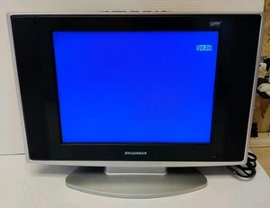 Sylvania LD155SC8 HDTV DVD Combo 15" Retro Gaming *TESTED-NO REMOTE* - Picture 1 of 5