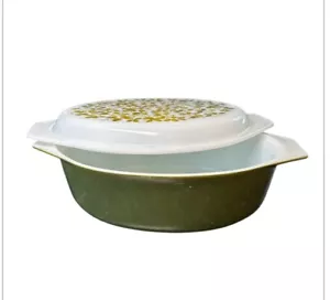 Vintage Pyrex Verde Green 2.5 Qt Oval Casserole Dish #045 Olive Avocado - Picture 1 of 9