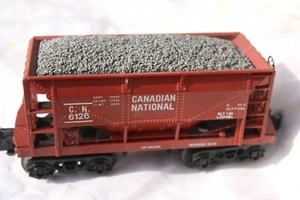 Canadian National Short Hopper w load & box, Lionel O Scale Excellent - Picture 1 of 12