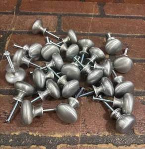 Lot of 25 Cabinet or Drawer Knobs/Pulls Brushed Satin Nickel - Picture 1 of 6
