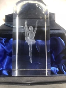 DANCER Crystal Clear Glass Block Keepsake 3-D Laser Etched w Satin Lined Box - Imagen 1 de 11