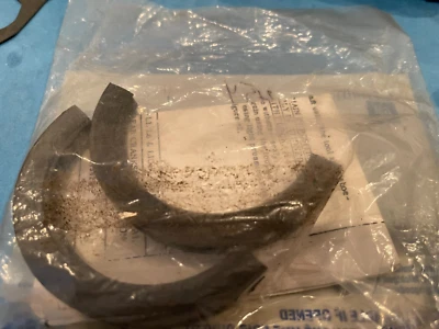 1965-74 CORVETTE  BIG BLOCK REAR MAIN SEAL  NOS GM 10117767 - Image 1 of 2