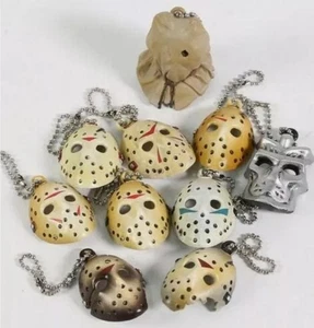 Set ciondolo maschera horror 10 pezzi portachiavi Jason Voorhees venerdì 13 action figure. - Foto 1 di 13