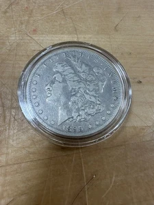 1895-O MORGAN SILBER DOLLAR MÜNZE - Bild 1 von 3