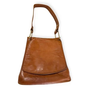 Vintage Dickins & Jones Tan Cognac Genuine Soft Leather Timeless Saddle Bag - Picture 1 of 9