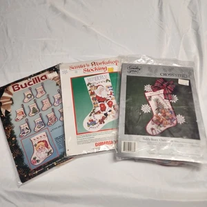 Kits de medias navideñas vintage de 3 puntos de cruz osos de peluche victorianos de Santa - Imagen 1 de 9