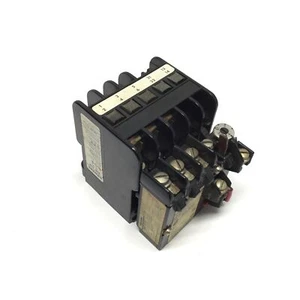 Siemens 3TA21 11-0A Motor Starter Contactor 3-Pole 24VAC Coil w/Overload Relay - Picture 1 of 7