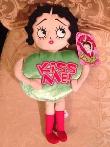 NWT 2012 Betty Boop Sugar Loaf Valentine's Doll/Plush 15" 'Kiss Me' heart - Bild 1 von 6