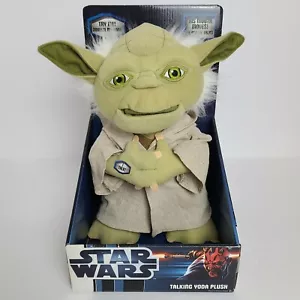 STAR WARS YODA Talking Soft Plush Toy 2012 Lucasfilm Underground Toys Just Play - Picture 1 of 12