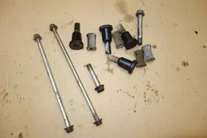 Suzuki Rg50 rg 50 gamma w set of engine mounts axles stays brackets - Picture 1 of 4
