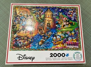 Ceaco DISNEY 2000 pezzi puzzle parco divertimenti Topolino NUOVO! - Foto 1 di 4