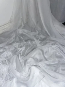 1 mtr weißes kationisches Brautkleid Chiffonstoff..58" breit #17406 - Bild 1 von 3