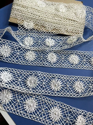 DENTELLE ANCIENNE aux fuseaux - large entre-deux en lin - 10 mètres - Photo 1/4