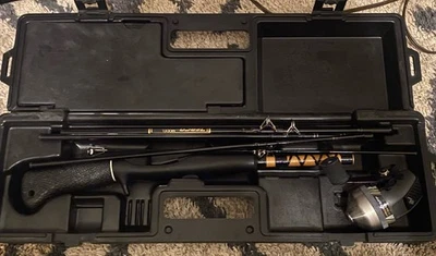 Vintage Zebco Tackle Tote With 5 Pc Rod & Pro Staff 2010 Reel RARE Fast Shipping - Image 1 of 4