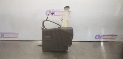 1996 CHEVY TAHOE WINDSHIELD WASHER RESERVOIR 5.7L WITHOUT REAR WIPER OPTION - Image 1 of 4