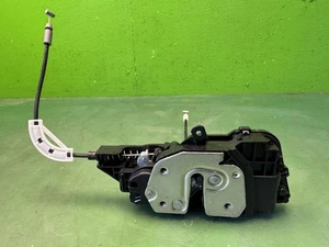 SAIC E-Deliver 3 Base SL EV MAXUS Rear Door catch lock C00165997 2021 - Picture 1 of 3