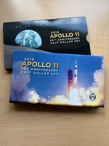 2019 S Apollo 11 Half Dollar Set. Inklusive einer extra korrigierten Hülle von Mint. - Bild 1 von 9