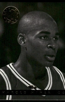 1993 Classic #146 Harold Miner Rookie RC Heat basketball card - Image 1 of 2