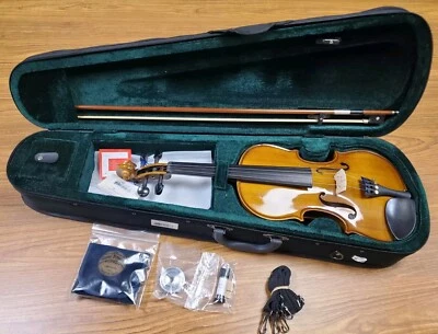 Cremona SV-130 Violin Outfit Size 4/4 - Gustave Resin, Fret Guide, Hygrometer - Image 1 of 4