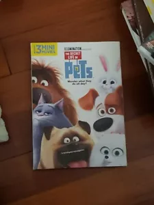 DVD MOVIES THE SECRET LIFE OF PETS BY ILLUMINATION 3 MINI MOVES - Foto 1 di 1