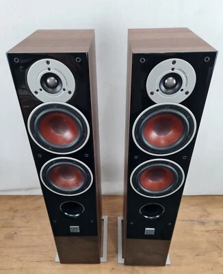 Dali Zensor 5 - stereo speakers in Walnut - Immagine 1 di 4