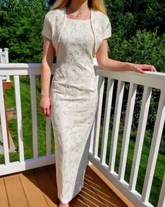 Ladies' Long Ivory Beaded Brocade Form Fitting Evening/Wedding Gown with Bolero - Picture 1 of 12