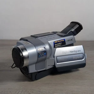 Sony Handycam DCR-TRV250 NTSC Camcorder Digital 8 NIGHTSHOT with New Battery - Picture 1 of 14