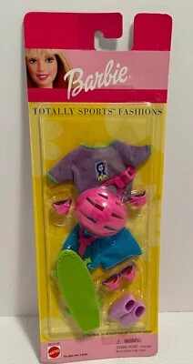 Barbie Totally Sports Fashions Pack #68312-83 New - Image 1 of 4