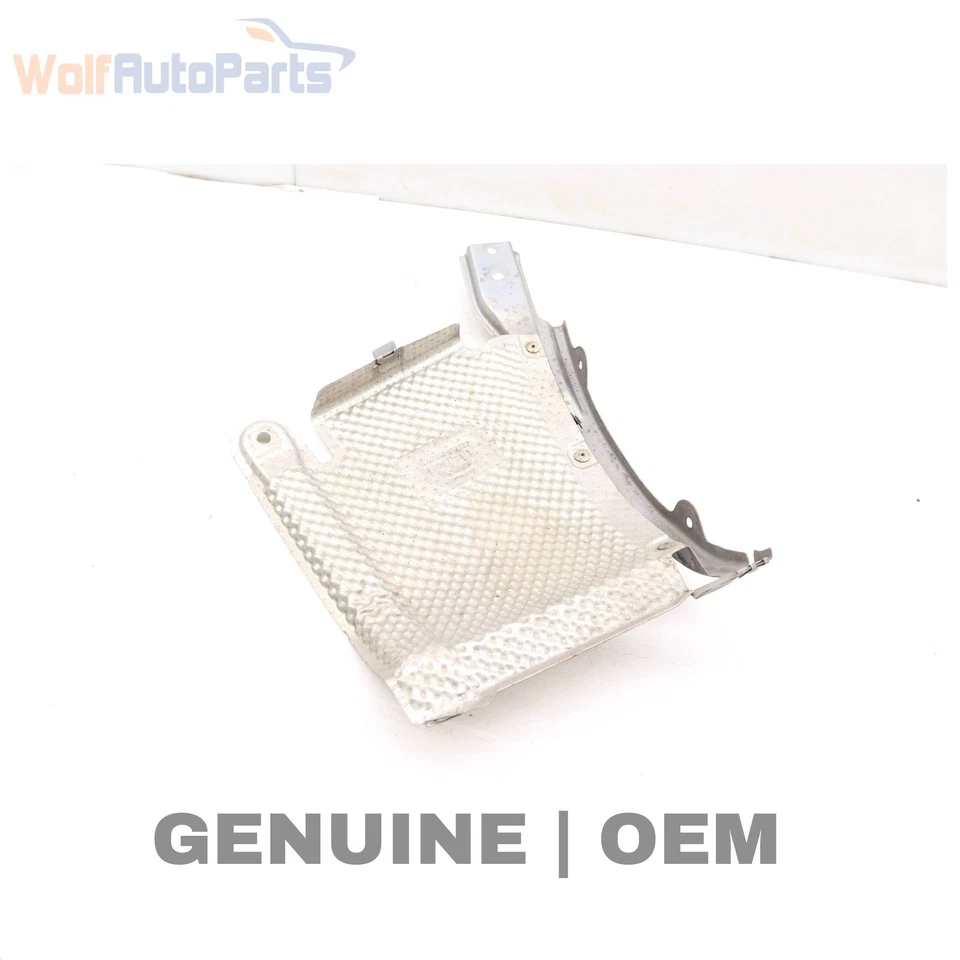 Mercedes-Benz GLK350 2009-2015 3,5 L - Silenciador escudo izquierdo (exterior) 2046802322 Foto 1 de 4