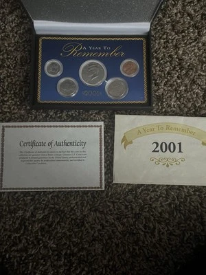A Year To Remember 2001 Coins - Image 1 of 2