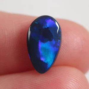 Natural Australian Black Opal  2.3 ct, Solid Lightning Ridge Opal 7.4 x 12.2 mm - Picture 1 of 7