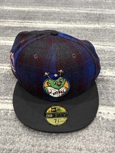 NEW New Era Houston Astros 59Fifty MLB Plaid Mascot Fitted Hat Patch Size 7 3/8 - Picture 1 of 5