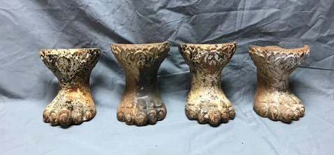 Antique Vintage Set Of 4 Cast Iron Claw Foot Tub Lions Feet Old 680-23B Cover