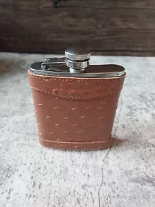 Pier 1 Imports Men Faux Leather Wrapped Stainless Steel Flask For Alcohol 18/8 - Picture 1 of 4