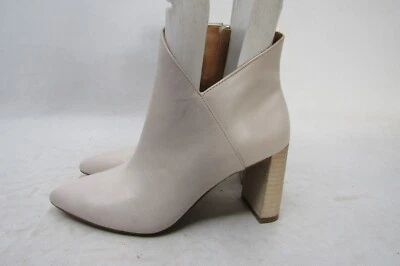 Jessica Simpson Womens Size 6 M Ivory Leather Zip Ankle Fashion Boots - Image 1 of 4